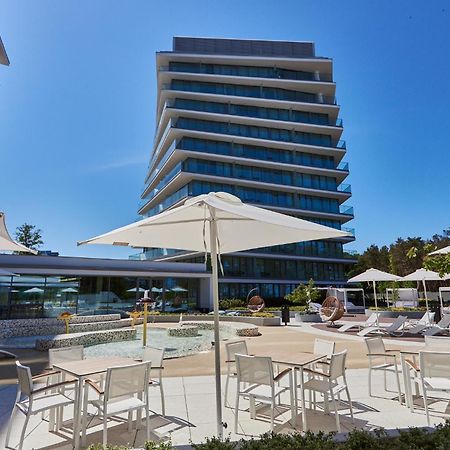Wave Beachfront Family Apartment Miedzyzdroje Buitenkant foto