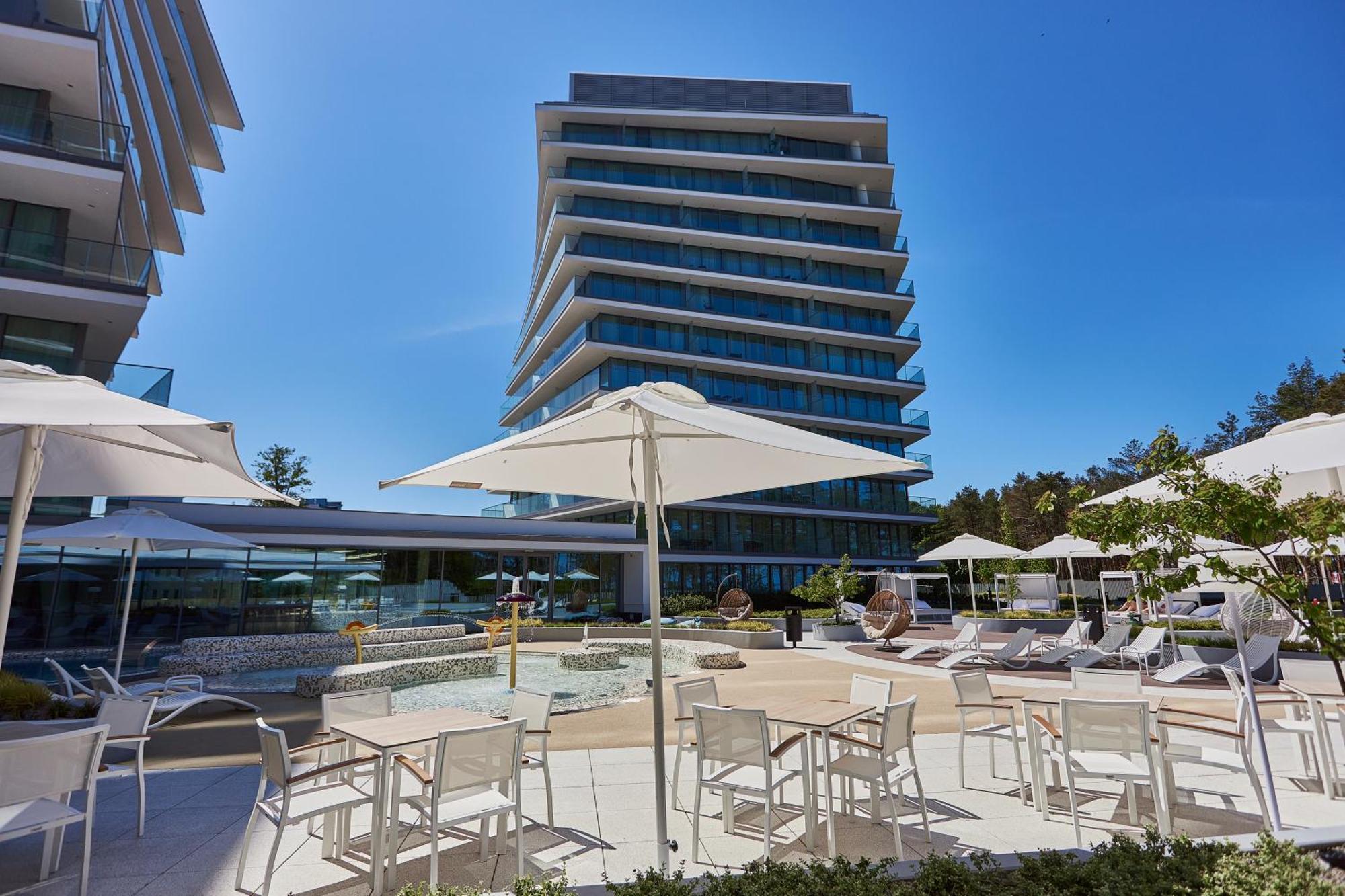Wave Beachfront Family Apartment Miedzyzdroje Buitenkant foto