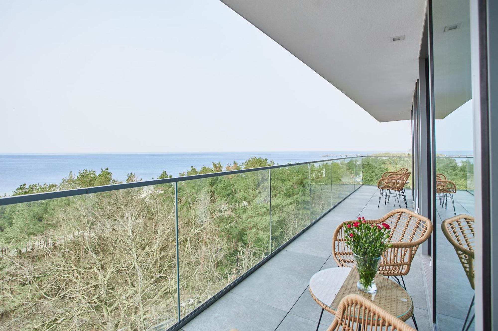 Wave Beachfront Family Apartment Miedzyzdroje Buitenkant foto