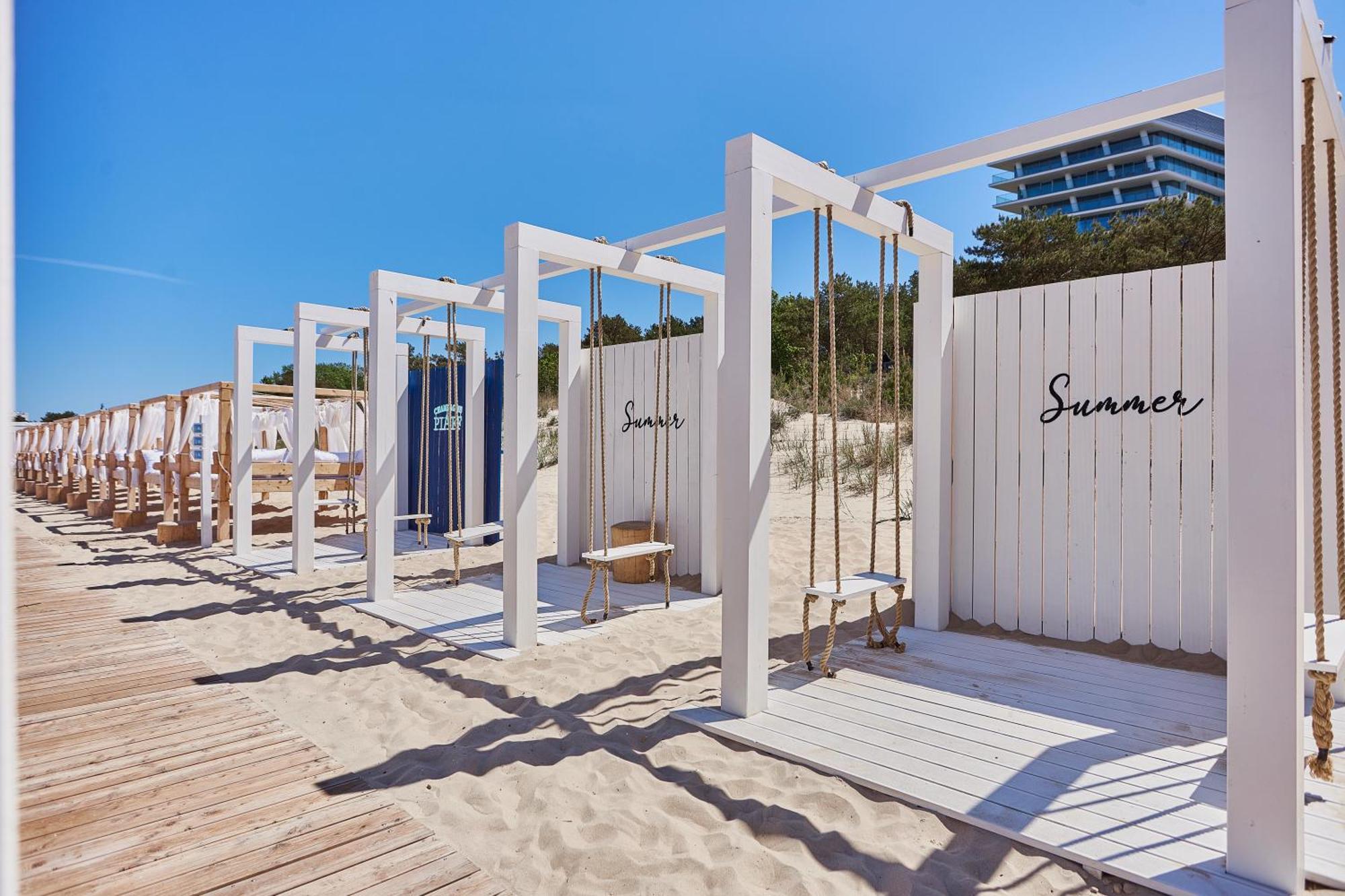 Wave Beachfront Family Apartment Miedzyzdroje Buitenkant foto